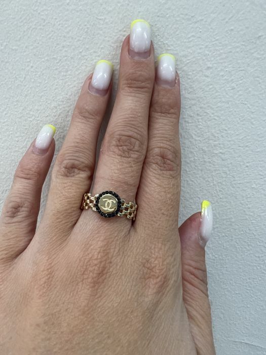 Золотое кольцо Шанель р.19 желтое золото 585 проба
