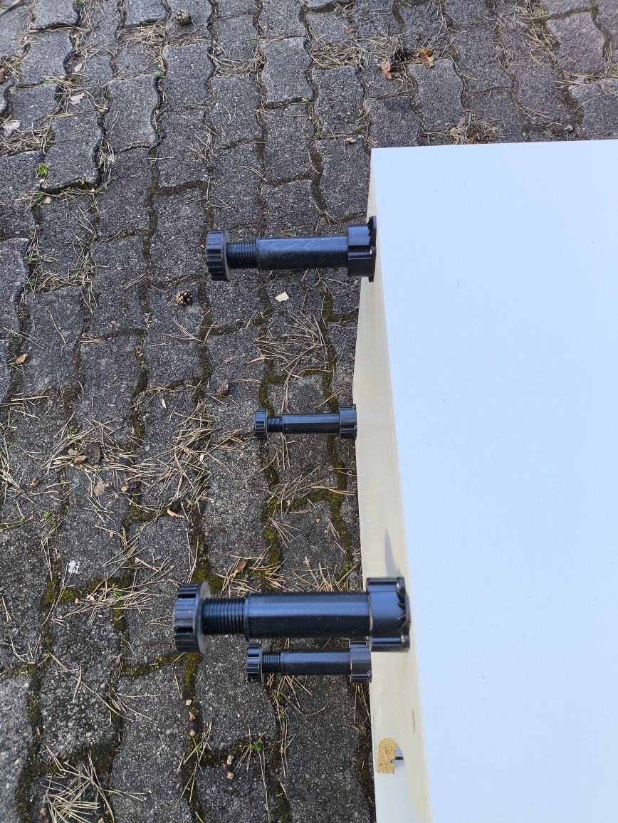 Zestaw korpusów meblowych