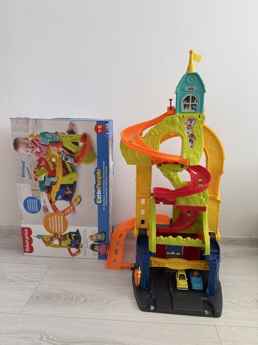 Fisher Price Little People tor rozkladany zjezdzalnia garaż
