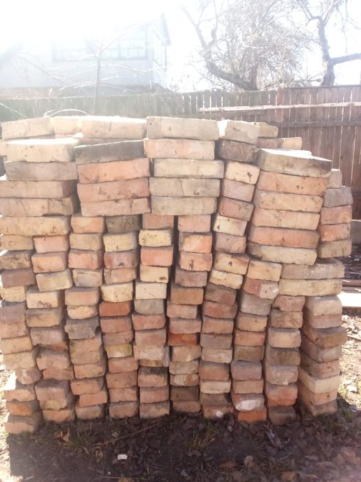 Продам цеглу у Корсунь Шевченківському