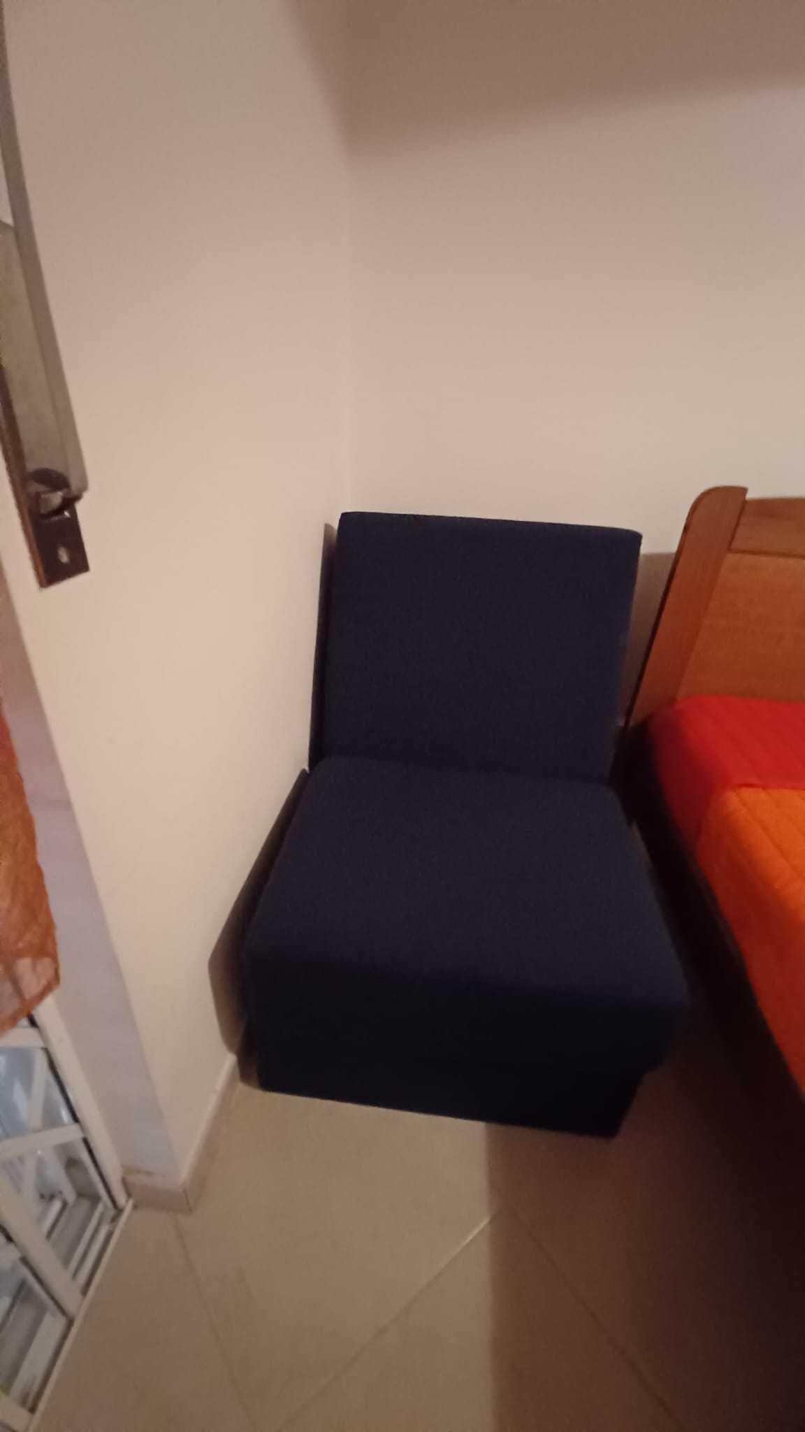 Cambalhota Azul - sofá que se transforma em cama