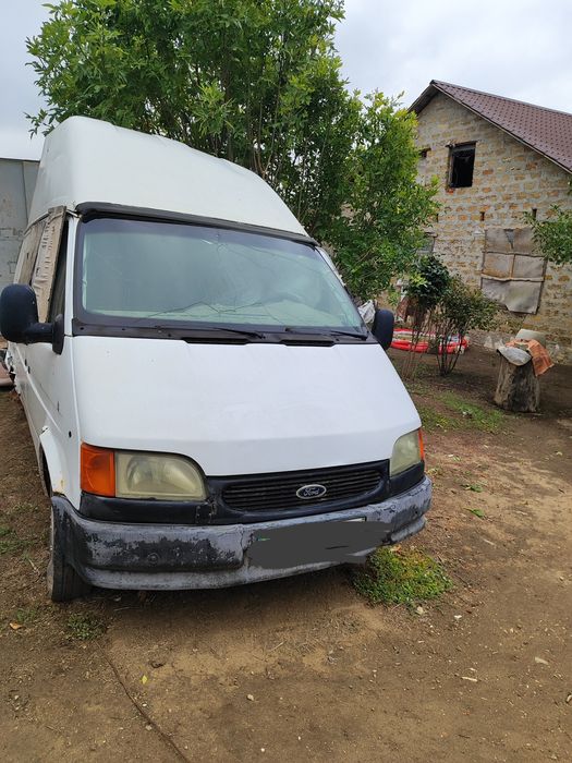Форд Транзіт під розбір