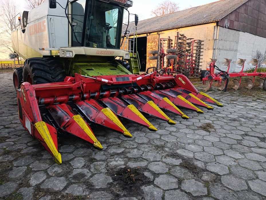 Przystawka do kukurydzy Olimac Drago NR8TR 8 rzędowa