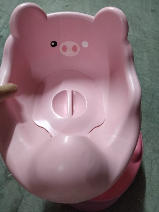 Pote de criança, em ótimo estado muito prático