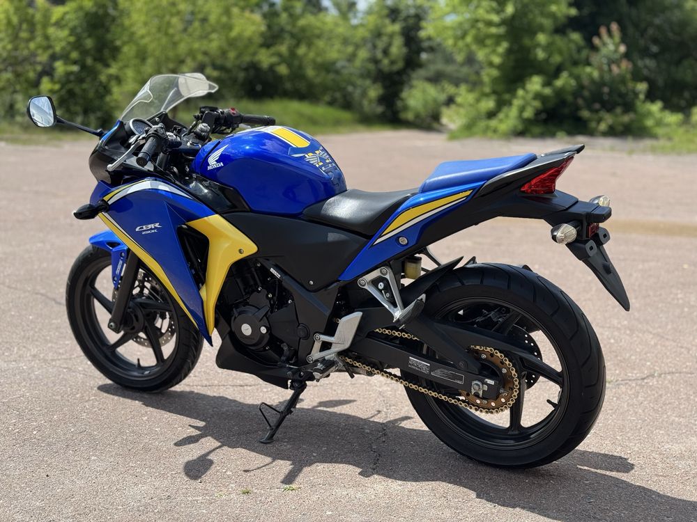 Хонда Honda CBR250R 2013 рік ABS з Японіі