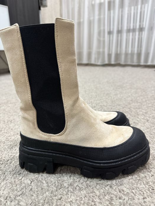 Продам Челси  женские