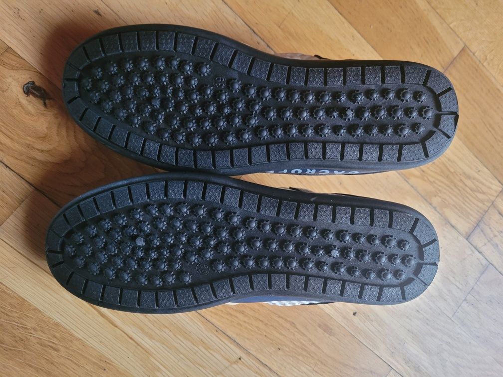 Sportowe buty młodzieżowe rozm . 37