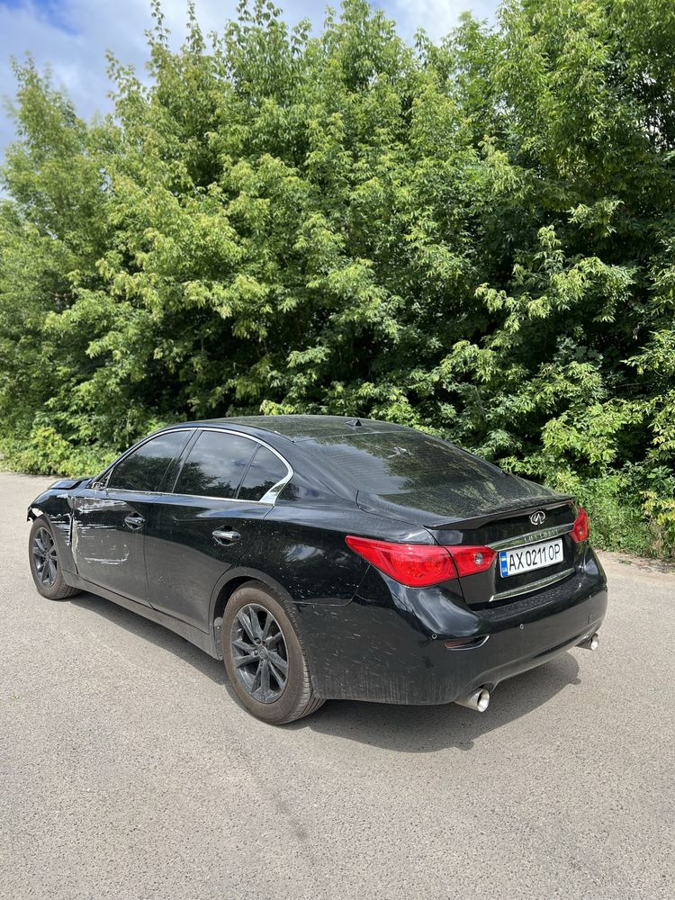 Infinity Q50 3.7 возможен обмен