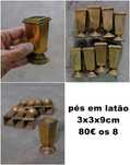 Pés em latão para restaurador de antiguidades