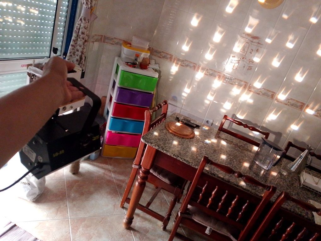 2 Projetores Lite Quest pro LG 82 1 é a cores