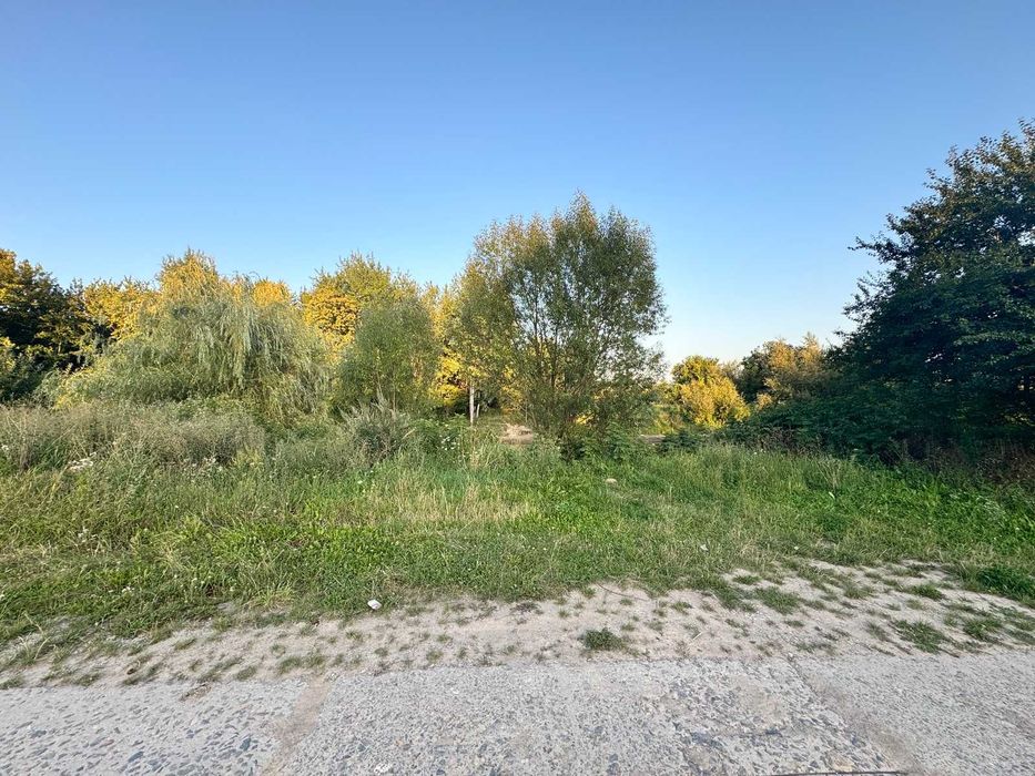 Продаж земельної ділянки в с. Якушинці