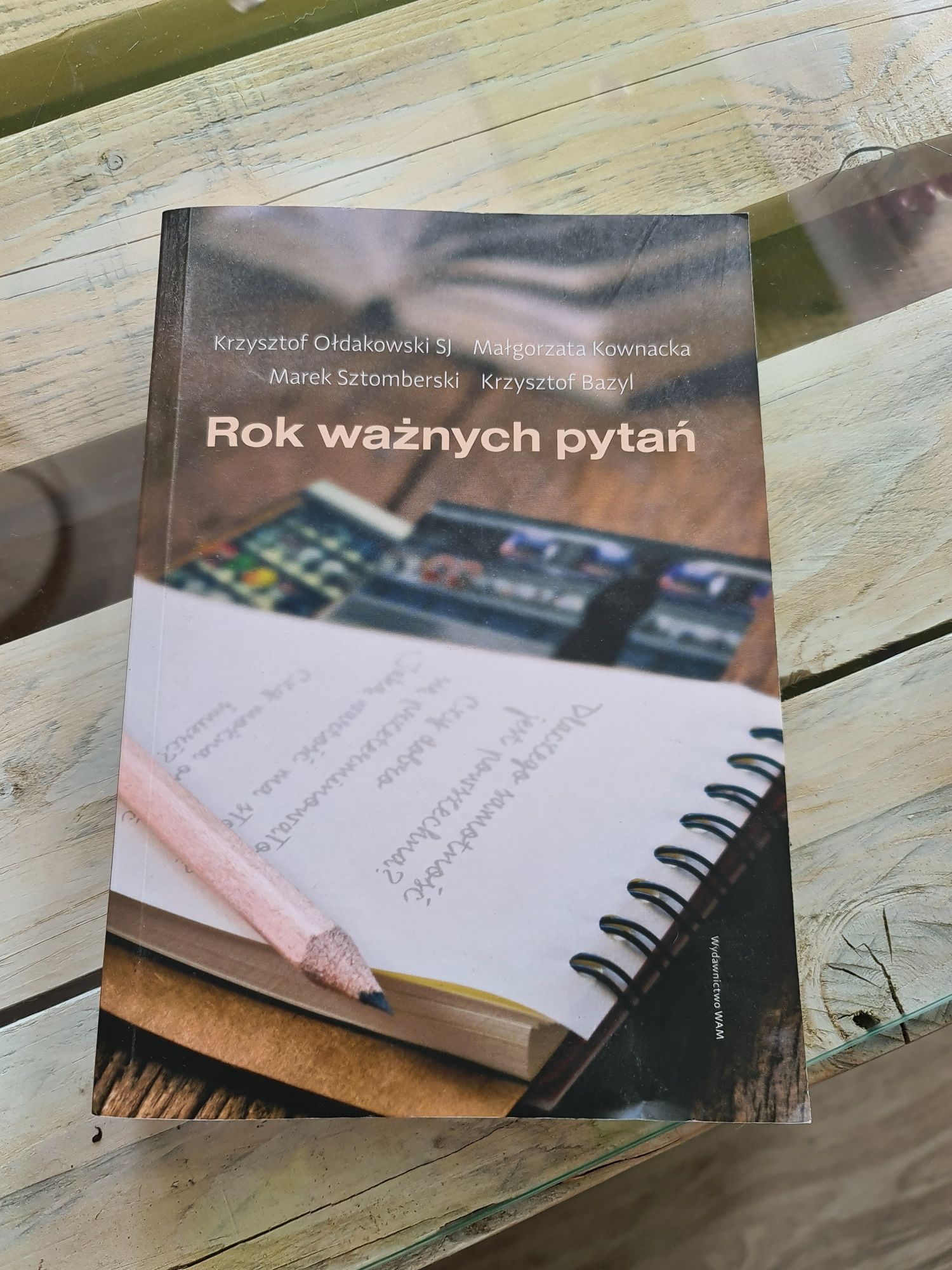 Książka Rok ważnych pytań