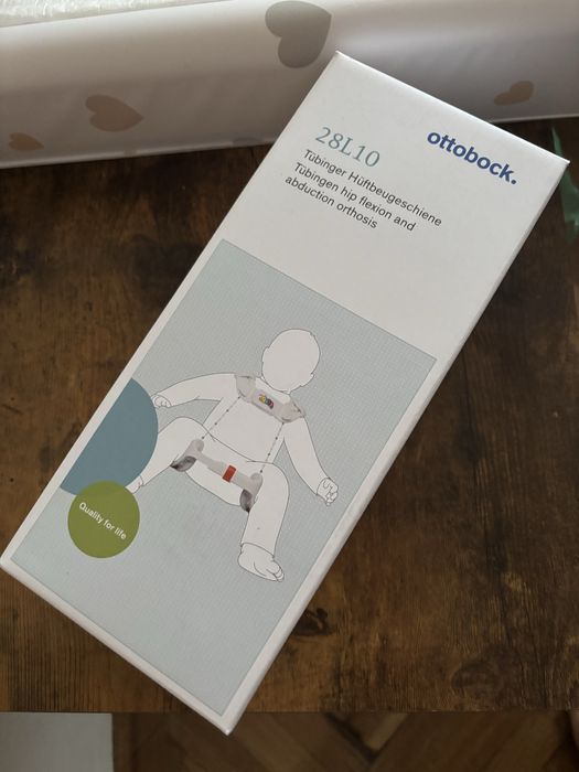 orteza na bioderka dla niemowląt