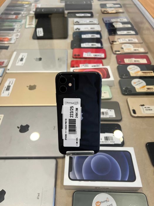iPhone 11 128GB Preto
