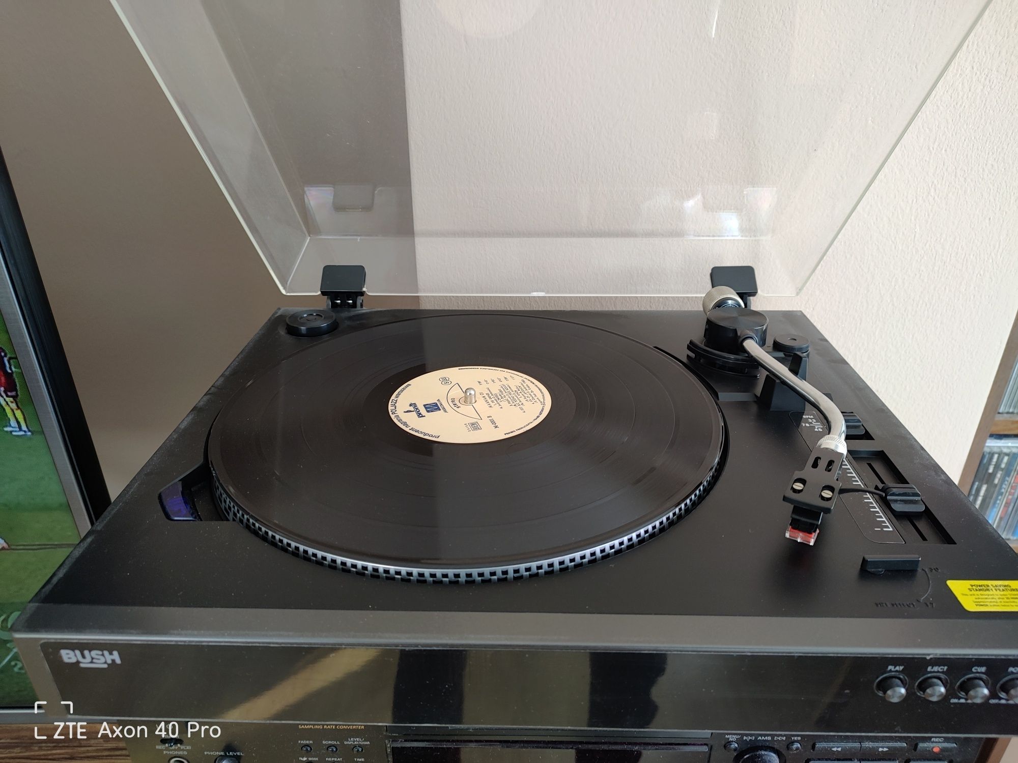 Gramofon. BOSH..