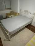 Cama de casal bom estado
