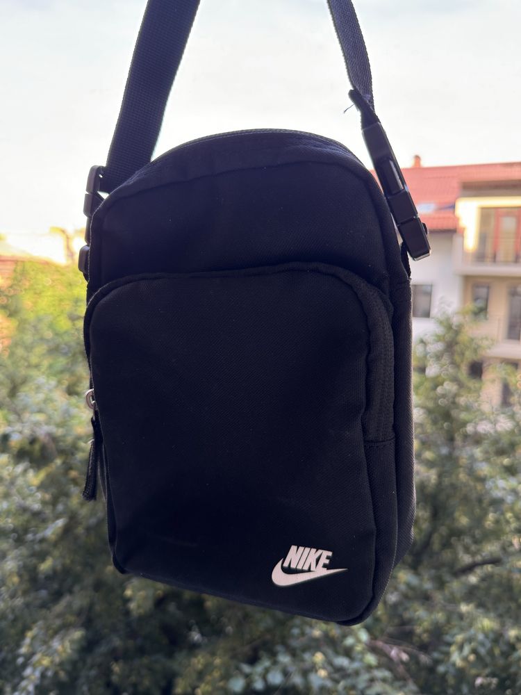 Рюкзак, сумка, барсетка, бананка, eastpack, nike