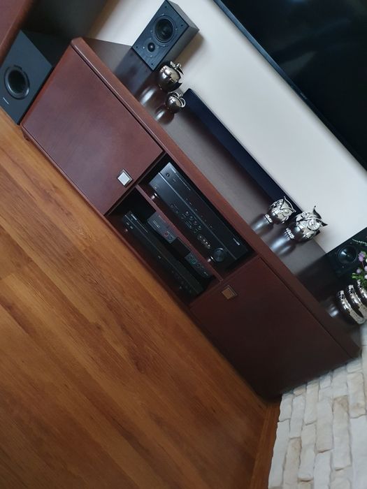 Meble do  pokoju i jadalnii