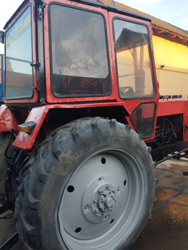 Продам трактор Юмз