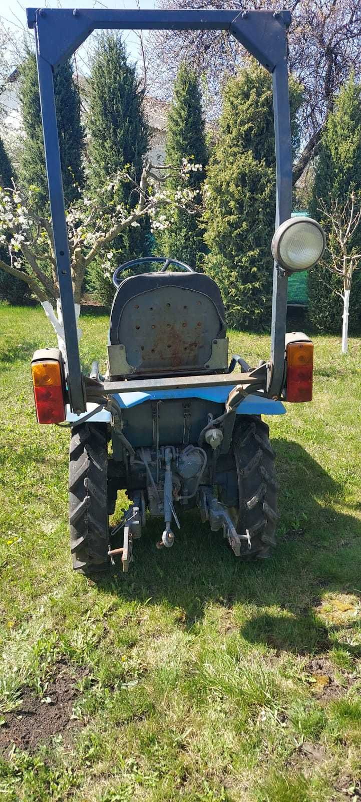 Продам міні трактор ХТЗ-012 з навісним обладнанням