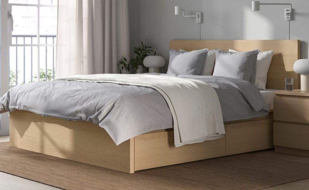 Łóżko IKEA MALM z materacem IKEA VESTERÖY stelaż szuflady jak nowe