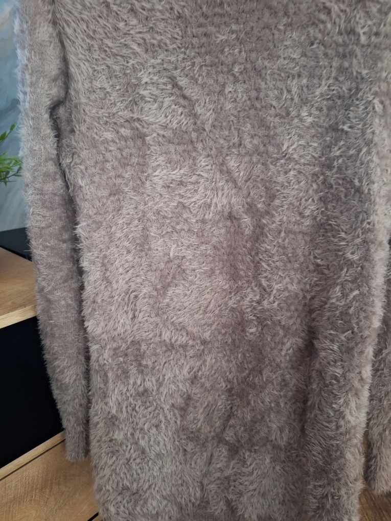 Włochaty sweter Wansili XL/XXL