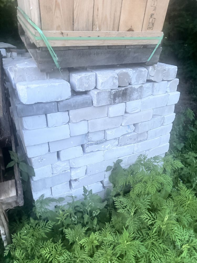 Продам кирпич (білий)