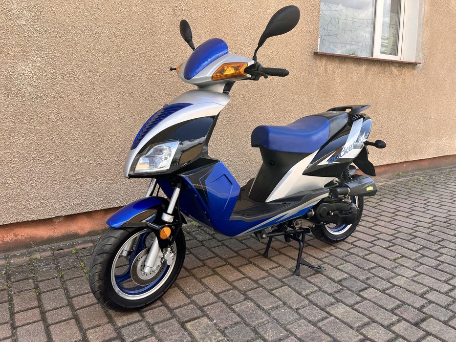 Skuter 50 rocket zadbany niski przebieg okazja !