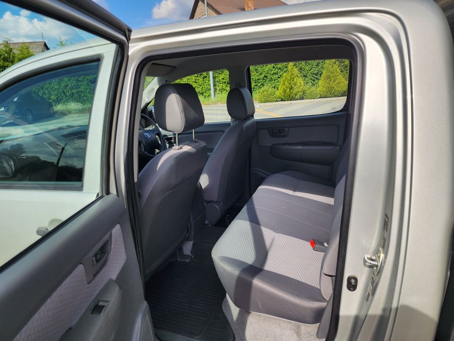 Toyota Hilux 2.5 diesel 2014 рік ІДЕАЛ!