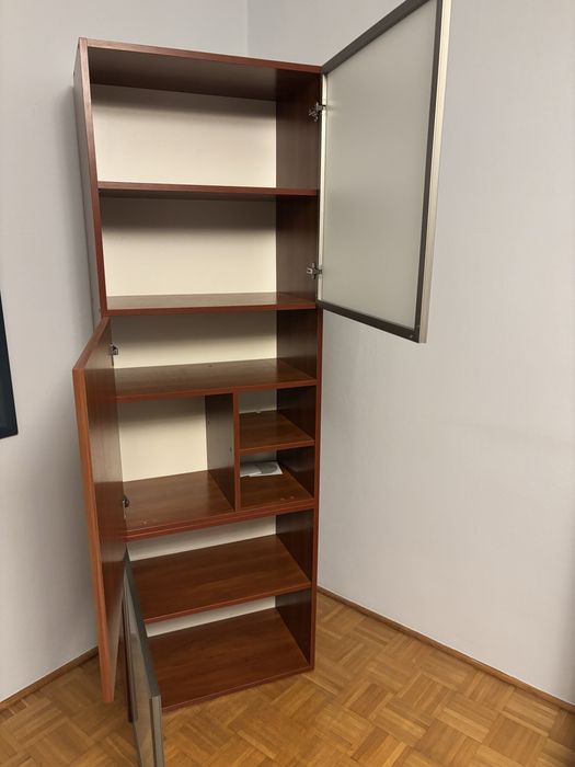 Witryna klasyczna – fornirowana, szkło matowe