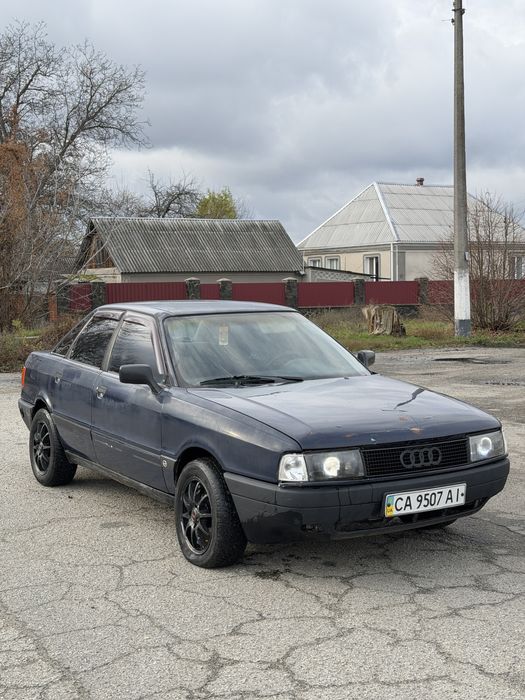 Продам Audi A4 80