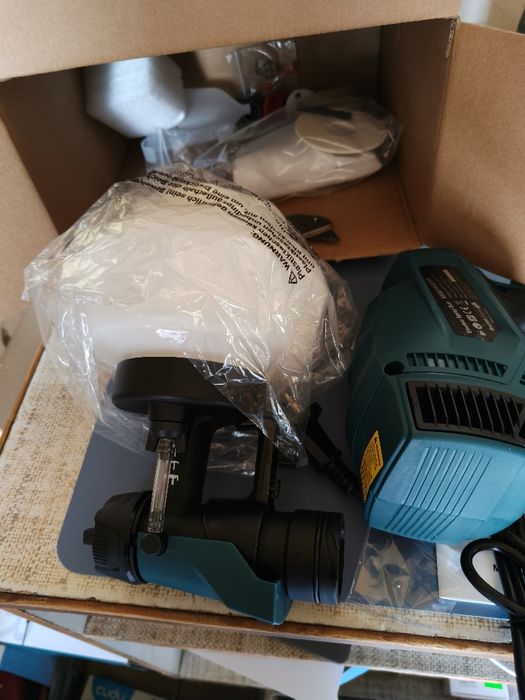 Pistolet Natryskowy Malarski Elektryczny 500W 1200ml 4 Dysze 3 Wzory