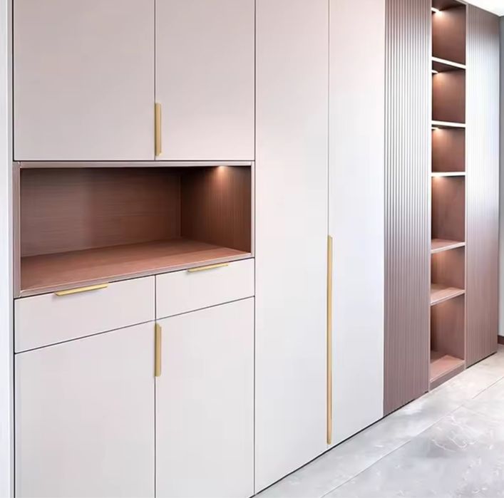 Złote uchwyty do szafek (8 szt.)