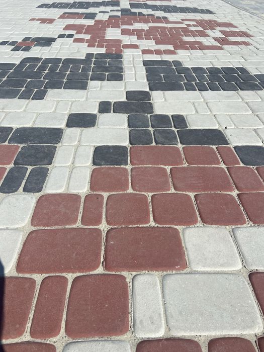 Укладка тротуарной плитки !Качественно и в сроки выполним работы.