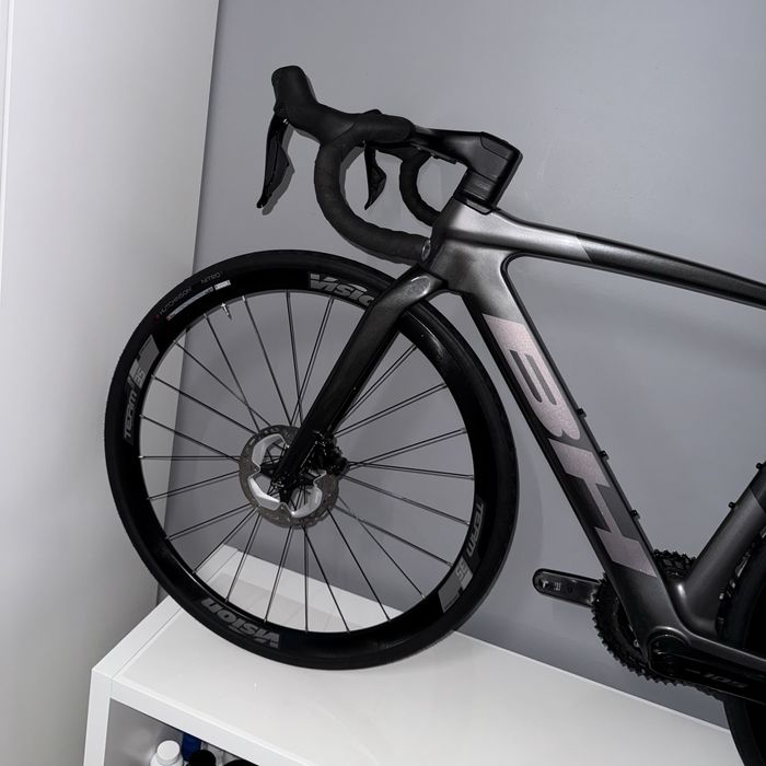 Rower szosowy BH Aerolight 6.0 105 Di2 - gwarancja