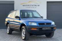 Toyota RAV4 4x4! Elektryczne szyby! Szyberdach! 5 biegów!