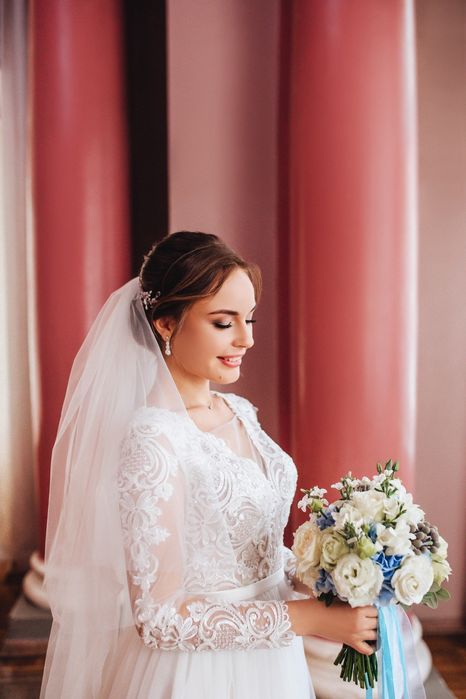 Весільна сукня дуже гарна та зручна