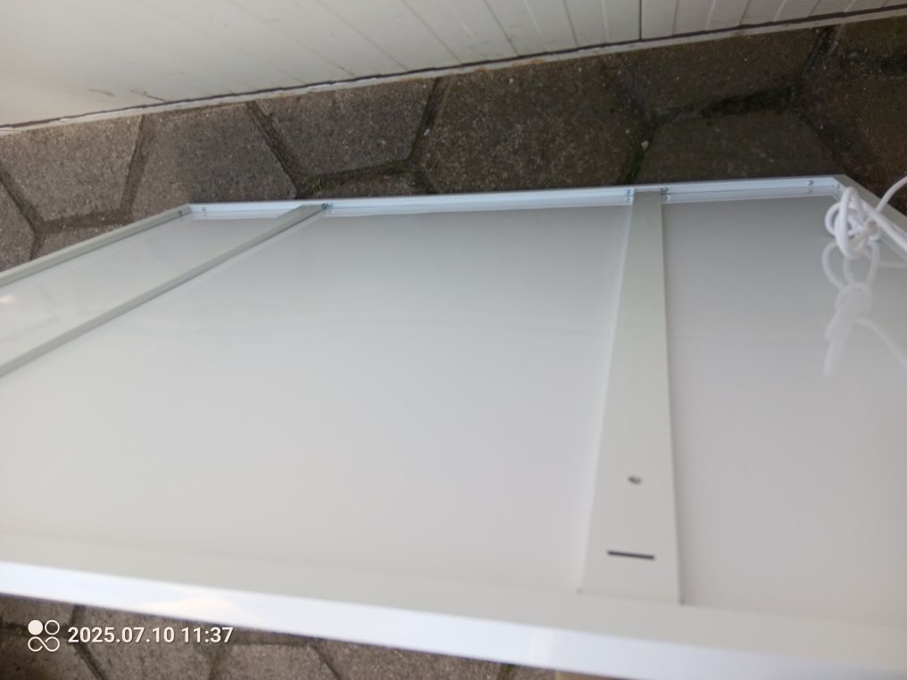 Energooszczędnny grzejnik promiennikowy 1200 watt klarstein 

Cena 599