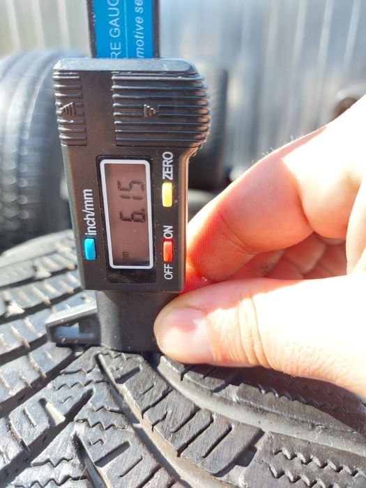 Пара зимових шин 195/60/16 Hankook