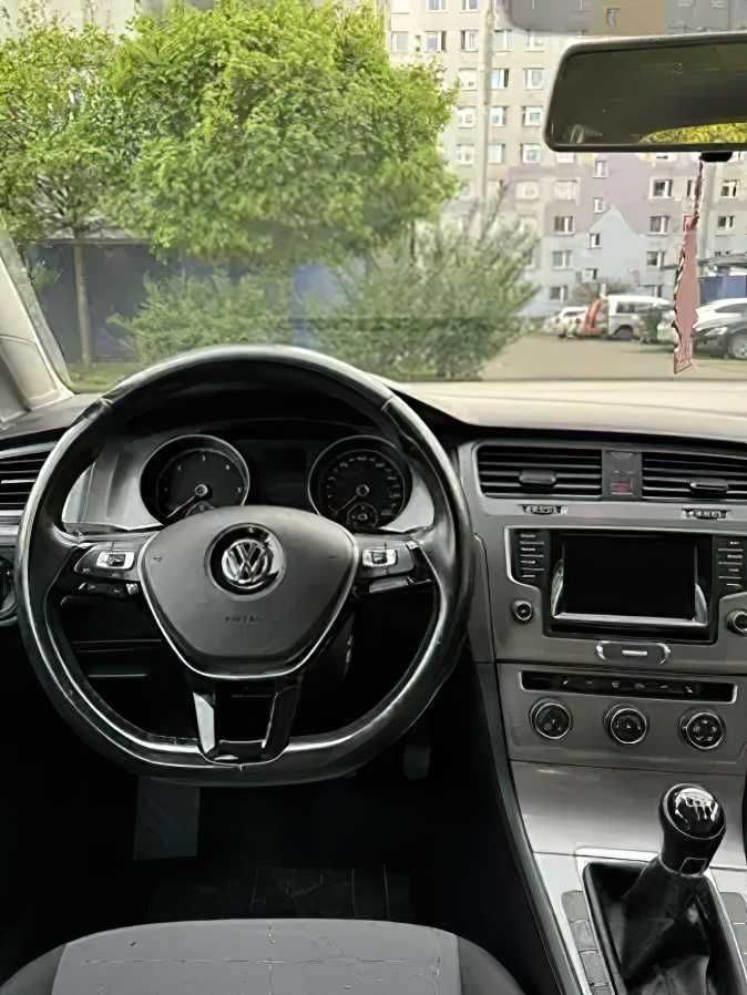 Volkswagen Golf 1.6 TDI BlueMotion Comfortline