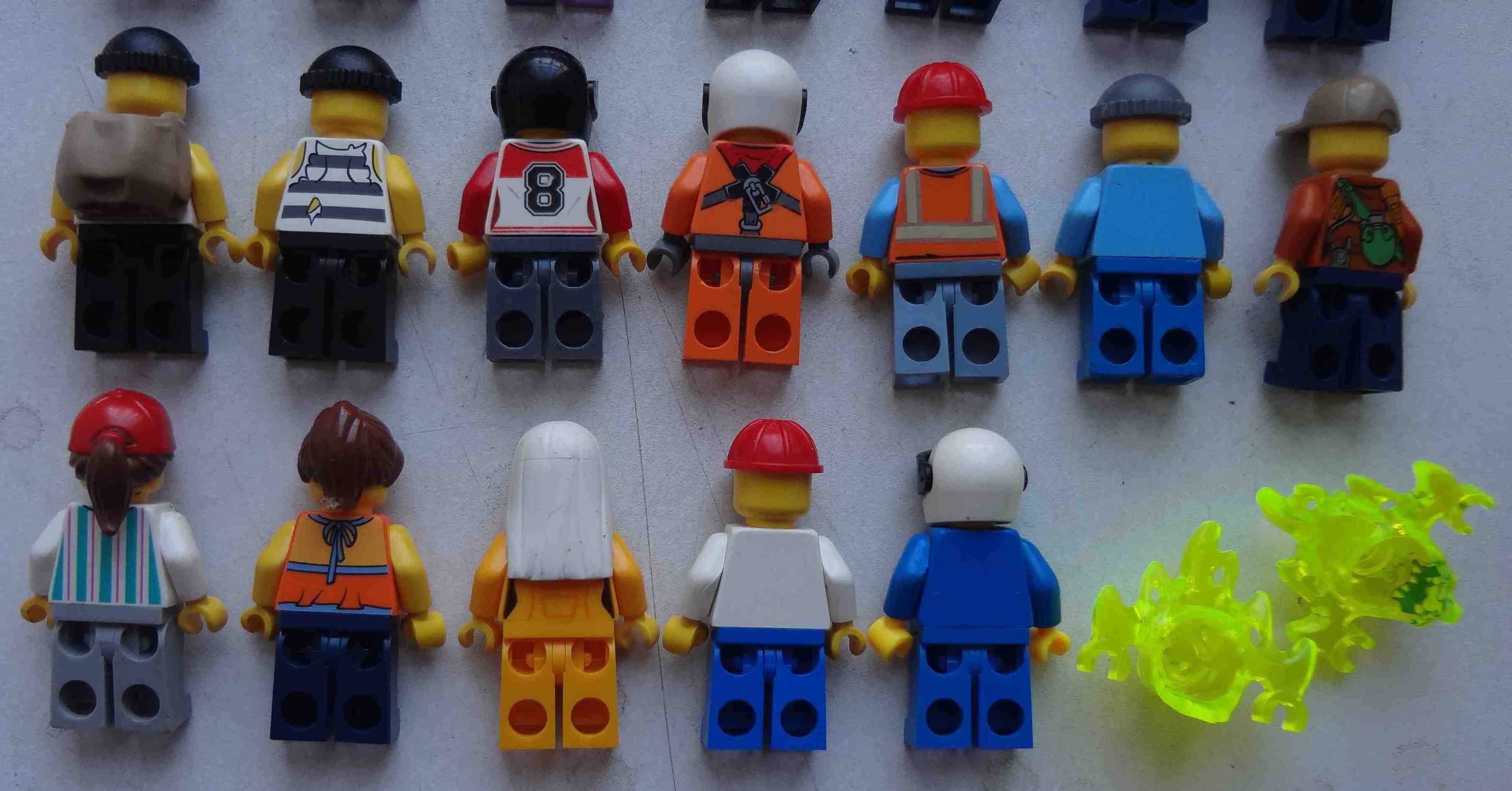Минифигурки LEGO Лего оригинал 28 штук разных