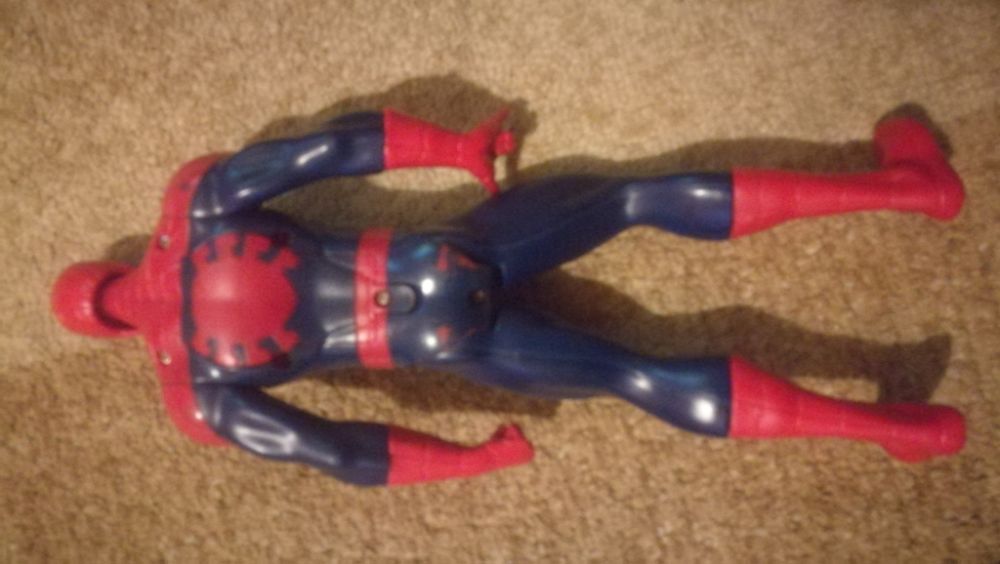 Hasbro duża figurka Spiderman Avengers 30 cm