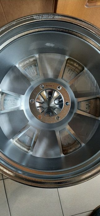 Диски новые R20 6x139,7