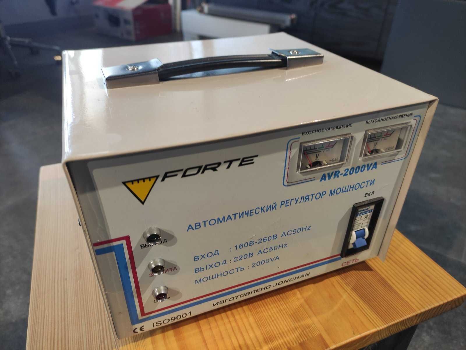 Стабілізатор напруги FORTE AVR-2000VA