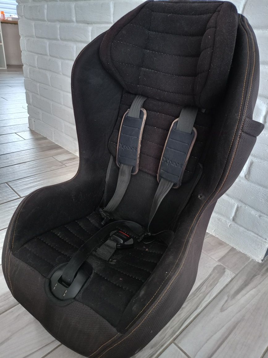 Автокресло Chicco X-pace б/у
