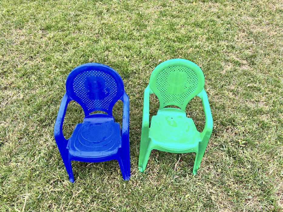 Krzesełko plastikowe dla dzieci