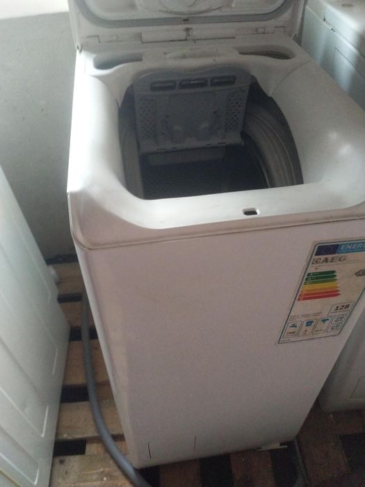 Пральна машинка AEG, вертикальна загрузка