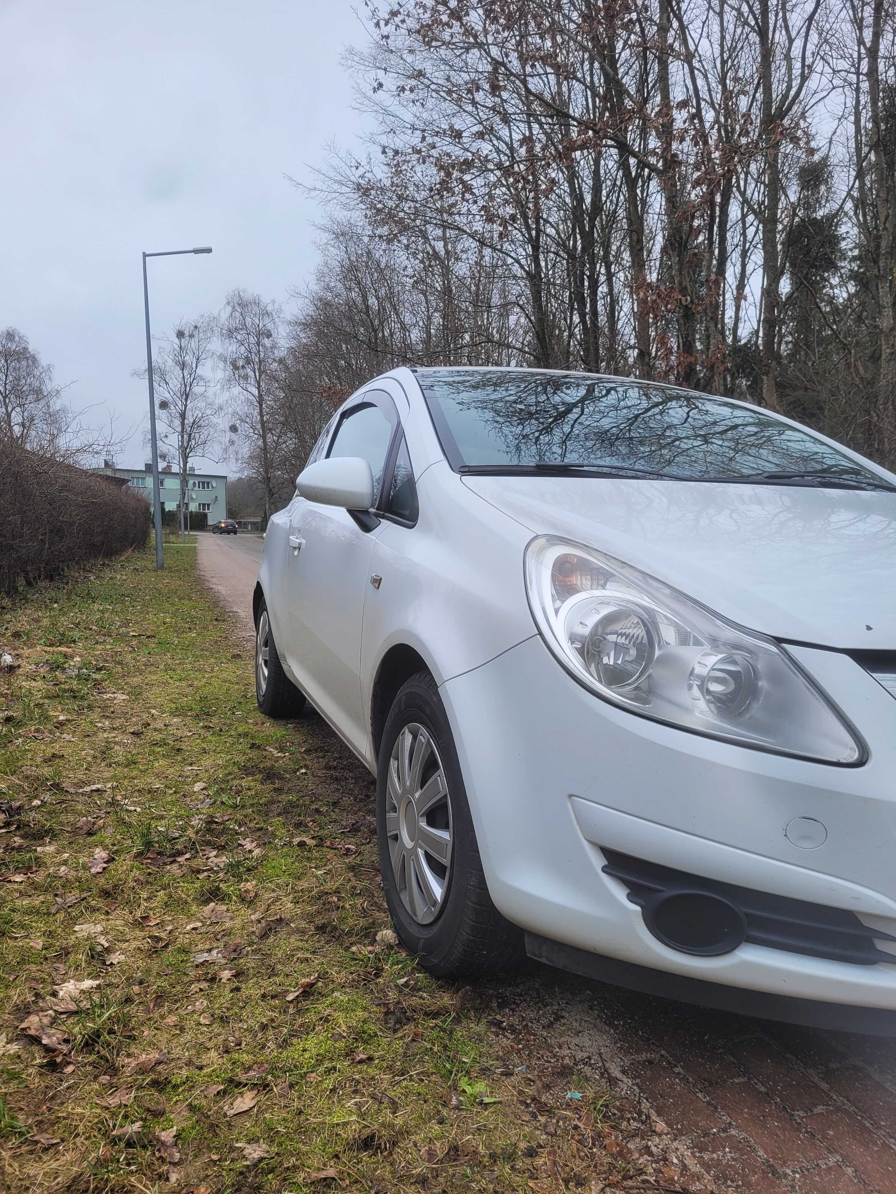Opel Cors Benzyna LPG 25 zł za 100km pełna faktura VAT 23%