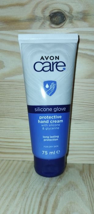 Avon Care Krem do rąk z gliceryną i silikonem 75 ml