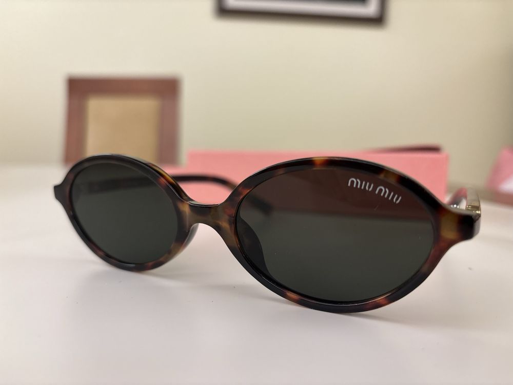 Oculos de Sol Miu Miu